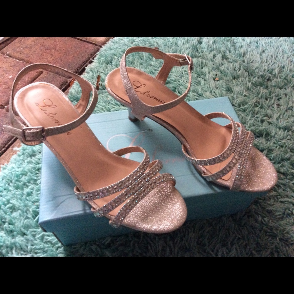 L Lorraine silver heels!